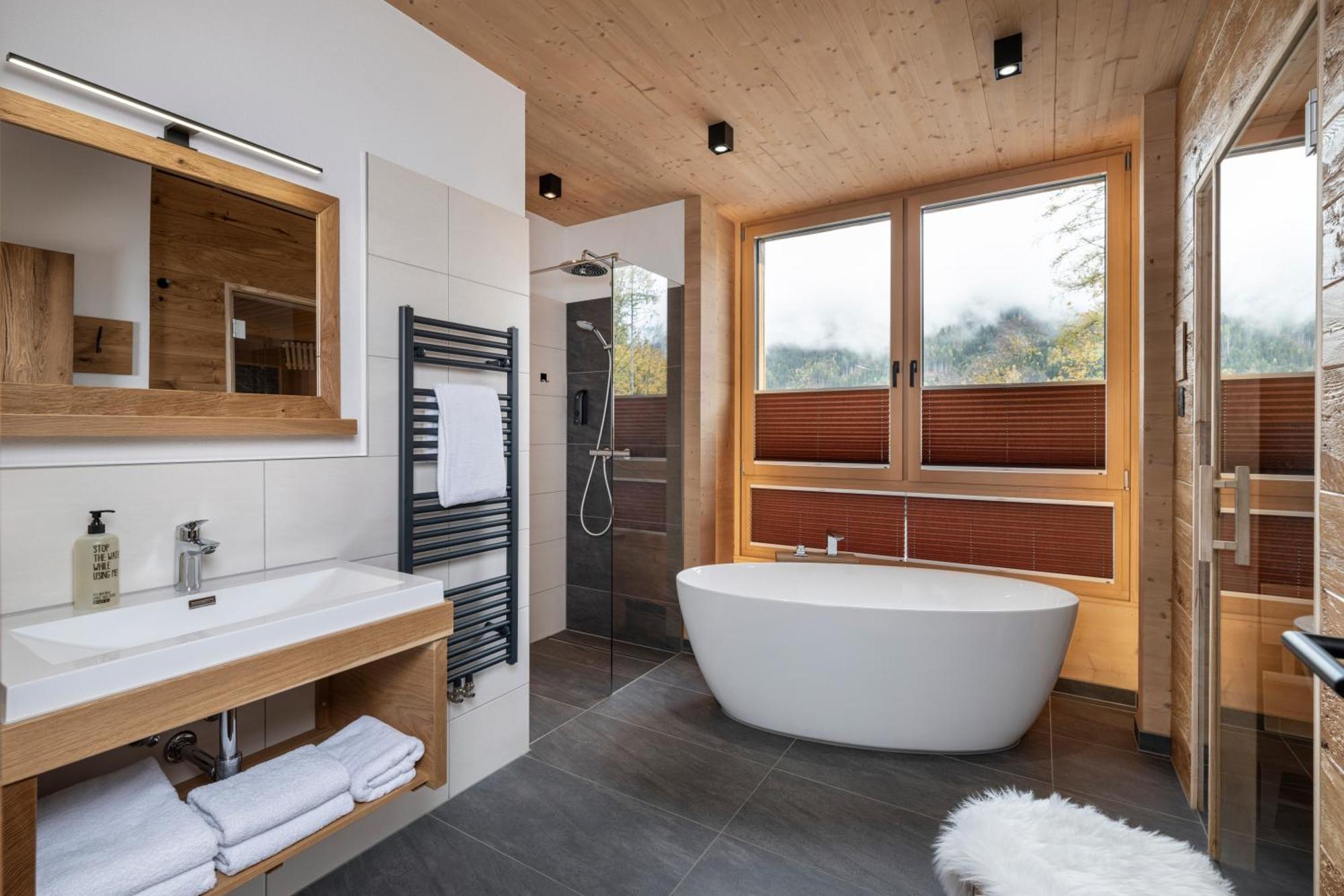 Holzlodge Deluxe Radstadt Exterior photo