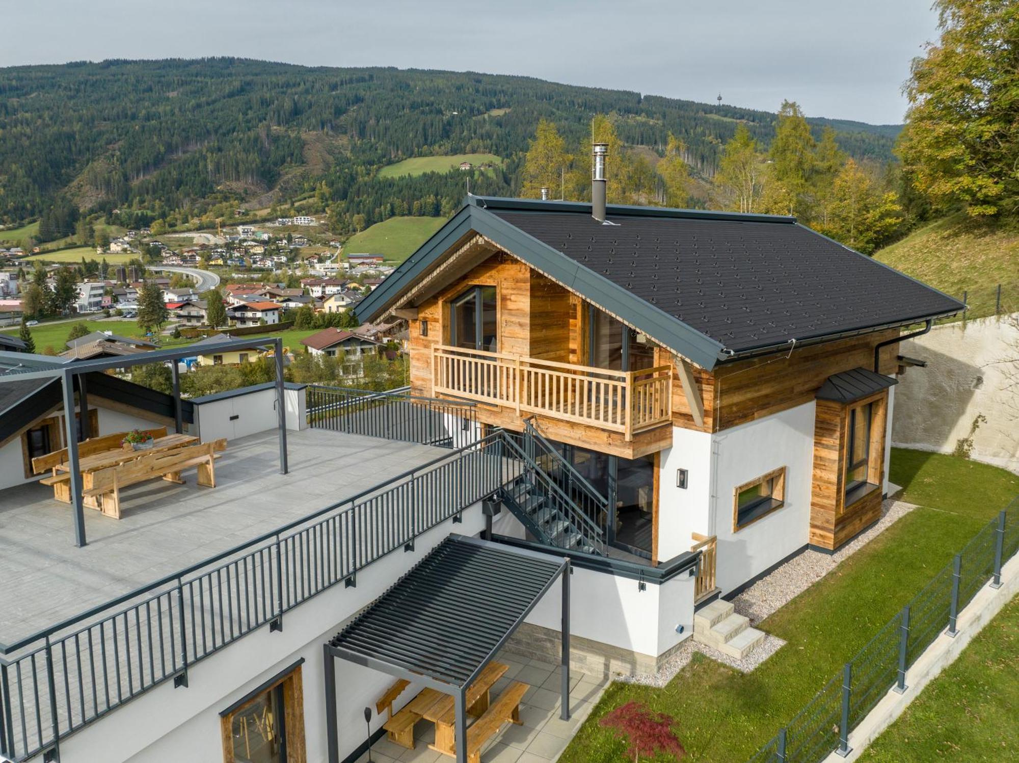 Holzlodge Deluxe Radstadt Exterior photo